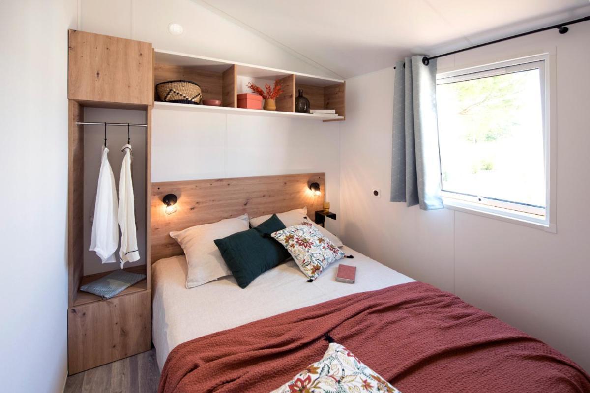 Camping Le Rey Louvie Juzon Exterior foto