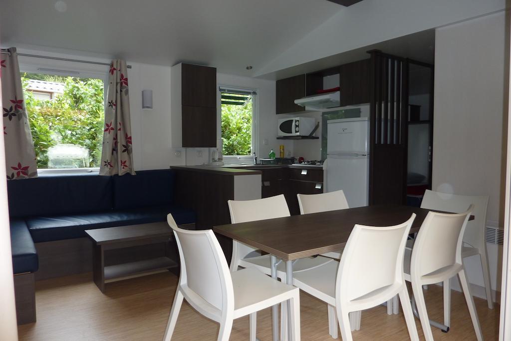 Camping Le Rey Louvie Juzon Quarto foto