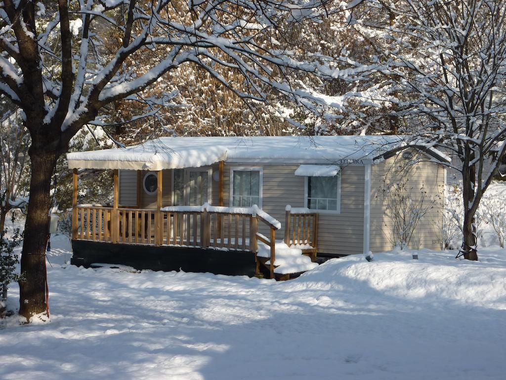 Camping Le Rey Louvie Juzon Quarto foto