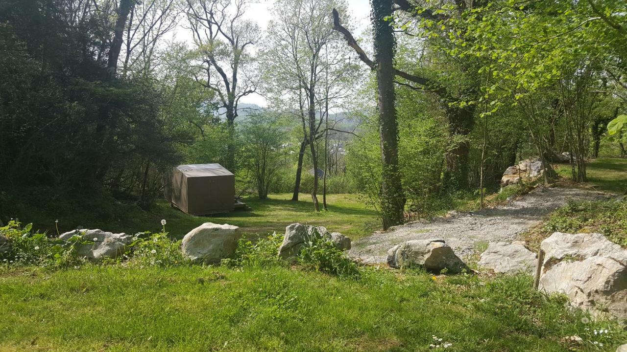 Camping Le Rey Louvie Juzon Exterior foto